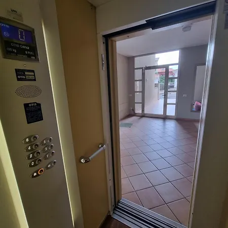 شقة Trilocale Relax Wi-fi E Parcheggio أولبيا